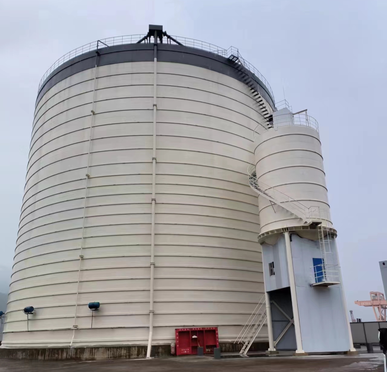 神湾镇10万吨水泥钢板库